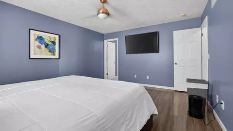 Bedroom - 4 Minks Ct, Bloomington, IL 61704 photo 6 of 8