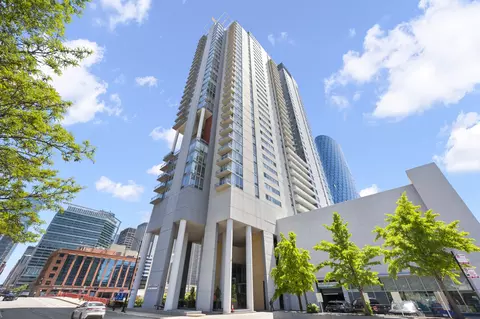 737 W Washington Blvd #3607, Chicago, IL 60661