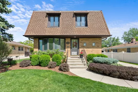 353 S Princeton Ave, Itasca, IL 60143