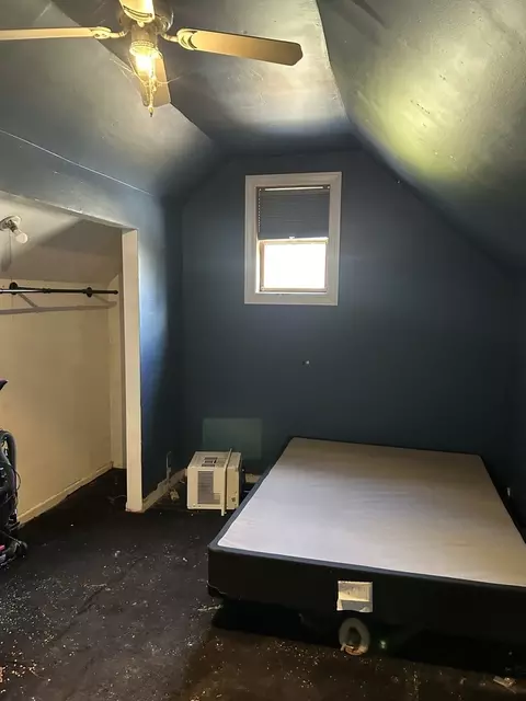 Bedroom - 267 10th St, Wheeling, IL 60090 photo 1 of 3