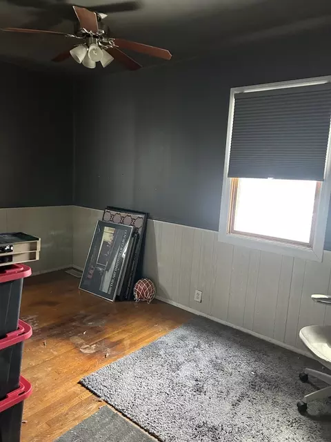 Bedroom - 267 10th St, Wheeling, IL 60090 photo 3 of 3
