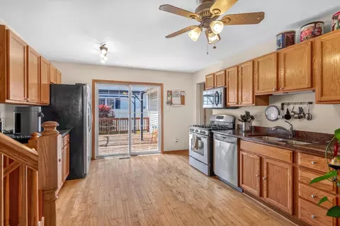 Kitchen - 3013 Sandy Ridge Dr, Steger, IL 60475 photo 2 of 4