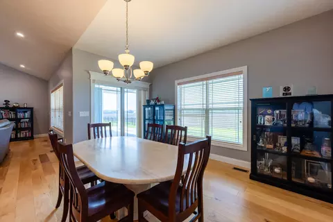 Dining - 910 Declaration Dr, Savoy, IL 61874 photo 1 of 2