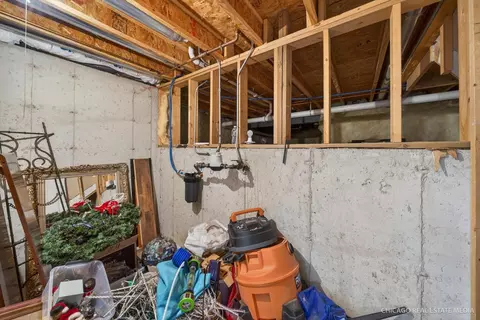 Other - 4001 Whitehall Ln, Algonquin, IL 60102 photo 9 of 10