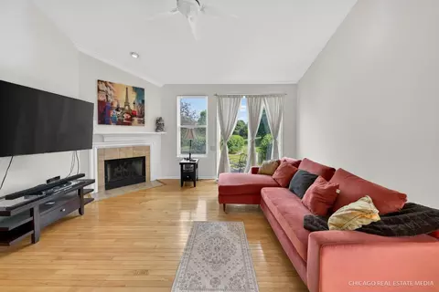 Living - 4001 Whitehall Ln, Algonquin, IL 60102 photo 1 of 2