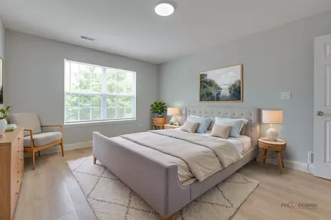 Bedroom - 386 Gladstone Ln, Elgin, IL 60120 photo 1 of 4
