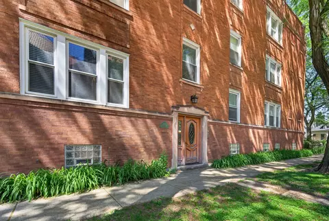 4308 W Waveland Ave #2, Chicago, IL 60641