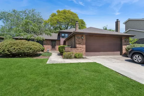 2214 Hamilton Ln, Darien, IL 60561