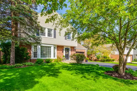 912 Oxford Rd, Deerfield, IL 60015