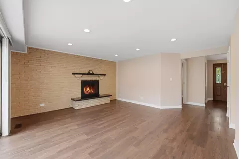 Living - 4065 Winston Dr, Hoffman Estates, IL 60192 photo 4 of 6