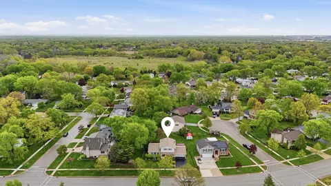 View/Area - 4065 Winston Dr, Hoffman Estates, IL 60192 photo 2 of 5