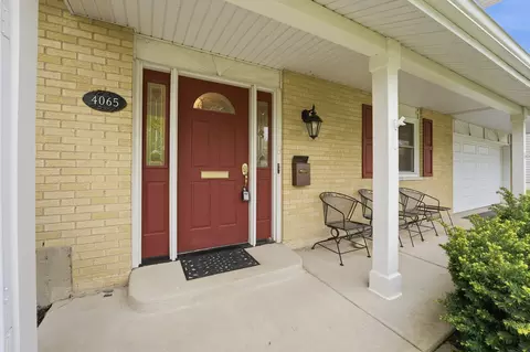 Exterior - 4065 Winston Dr, Hoffman Estates, IL 60192 photo 1 of 9