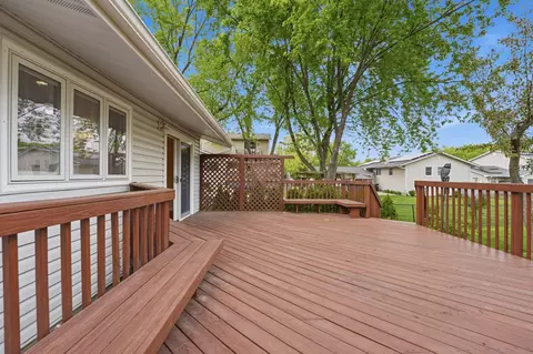 Exterior - 4065 Winston Dr, Hoffman Estates, IL 60192 photo 4 of 9