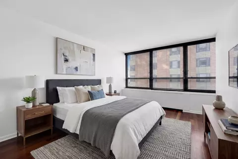 Bedroom - 222 E Pearson St #1401, Chicago, IL 60611 photo 3 of 4