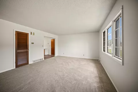 Living - 2009 53rd St, Moline, IL 61265 photo 2 of 6