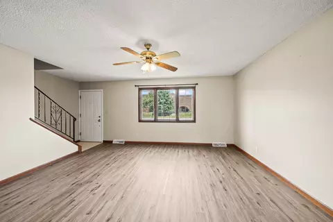 Living - 2009 53rd St, Moline, IL 61265 photo 6 of 6