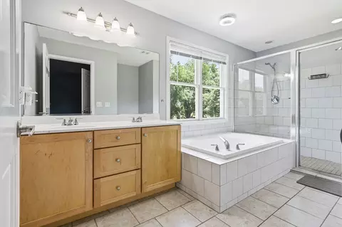 Bath - 9821 Gabriel Dr, Bloomington, IL 61705 photo 1 of 4