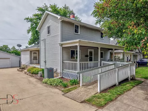 215 Desoto St, Ottawa, IL 61350