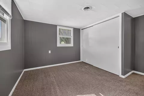 Bedroom - 102 N Woodlawn St, Downs, IL 61736 photo 5 of 9