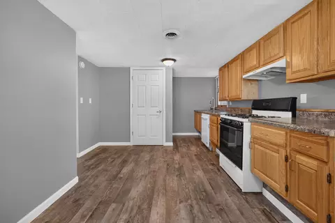 Kitchen - 102 N Woodlawn St, Downs, IL 61736 photo 3 of 4