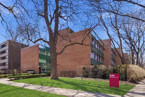 840 Michigan Ave #10, Evanston, IL 60202