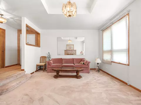 Living - 1306 E 88th Pl, Chicago, IL 60619 photo 2 of 4