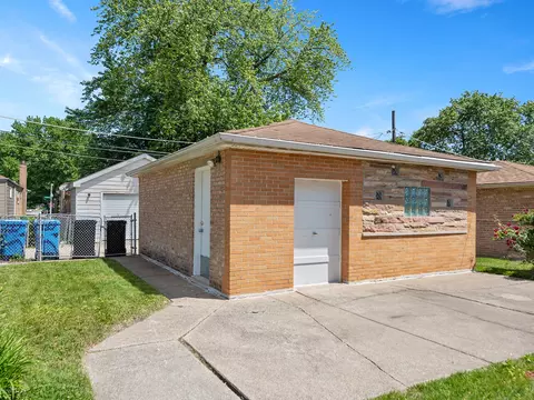 Exterior - 1306 E 88th Pl, Chicago, IL 60619 photo 2 of 3