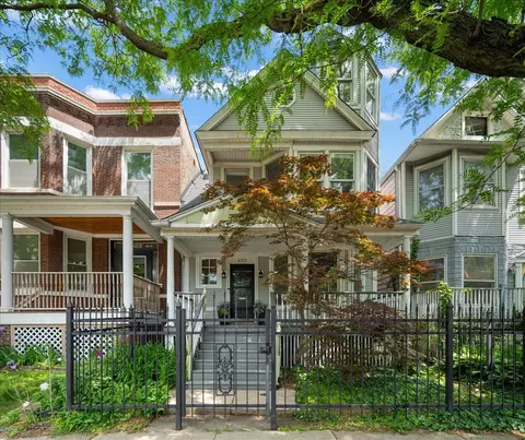 4313 N Ashland Ave, Chicago, IL 60613