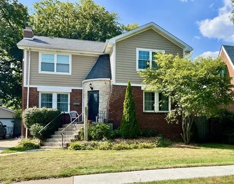 9210 S Trumbull Ave, Evergreen Park, IL 60805