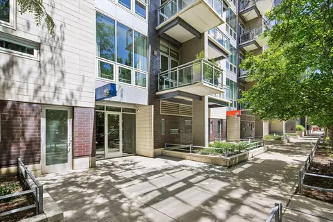 1124 W Adams St #5E, Chicago, IL 60607