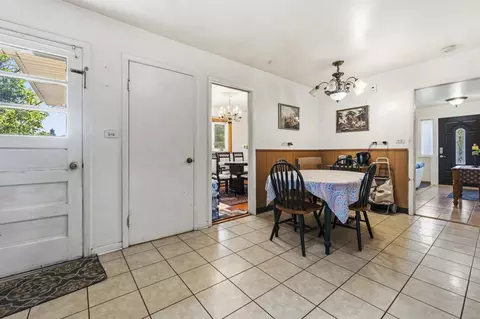 Entry Way - 2001 Plainfield Dr, Des Plaines, IL 60018 photo 1 of 1