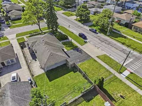 View/Area - 2001 Plainfield Dr, Des Plaines, IL 60018 photo 5 of 5