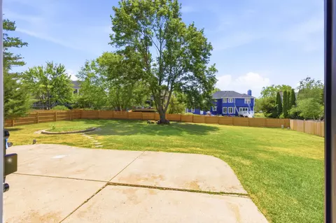 Exterior - 845 Crabtree Ln, Cary, IL 60013 photo 4 of 4