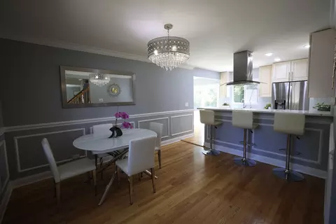 Dining - 121 Pine St, Deerfield, IL 60015 photo 3 of 3