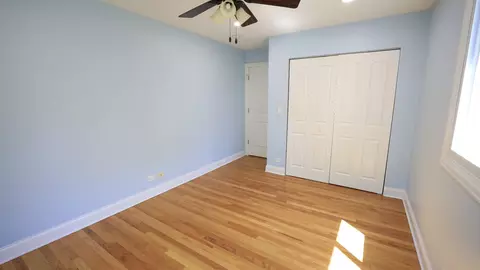 Bedroom - 121 Pine St, Deerfield, IL 60015 photo 9 of 9