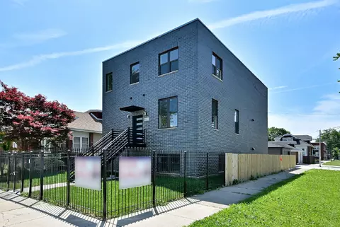 4857 W Hirsch St, Chicago, IL 60651