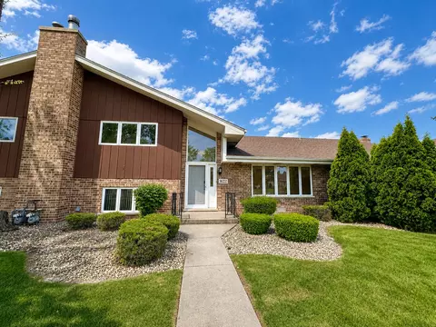 18222 Michigan Ct, Orland Park, IL 60467
