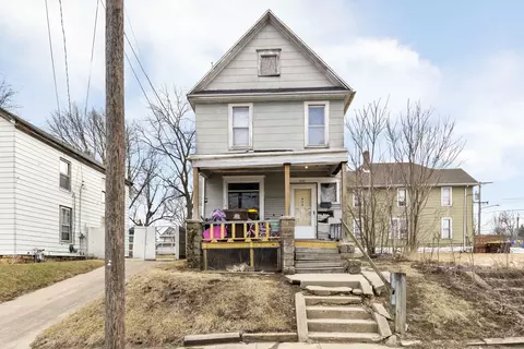 455 S State Ave, Freeport, IL 61032