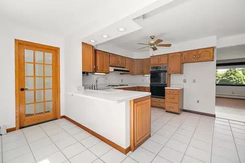 Kitchen - 309 E Circle Dr, New Lenox, IL 60451 photo 3 of 3