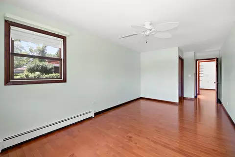 Bedroom - 309 E Circle Dr, New Lenox, IL 60451 photo 6 of 8