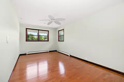 Bedroom - 309 E Circle Dr, New Lenox, IL 60451 photo 5 of 8