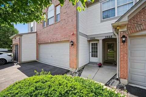 2906 Stonewater Dr #2906, Naperville, IL 60564