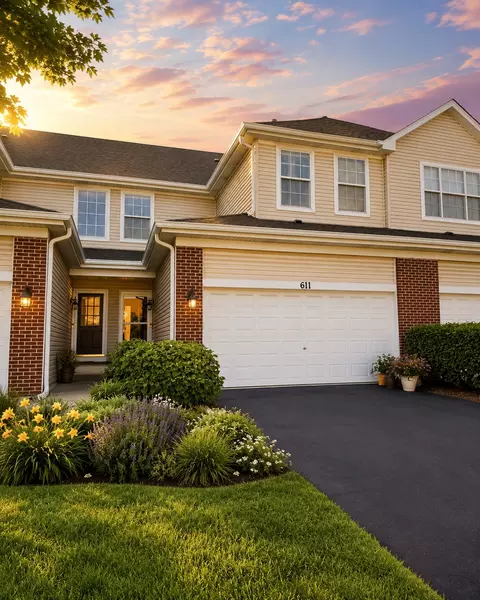 611 Lakeridge Ct #611, Naperville, IL 60563