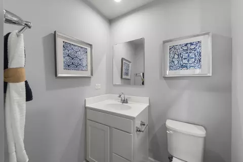 Bath - 7914 Greywall Blvd, Plainfield, IL 60586 photo 3 of 3