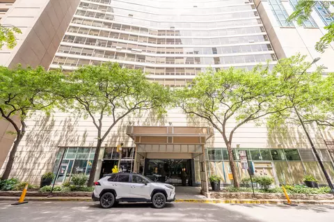 110 E Delaware Pl #1702, Chicago, IL 60611