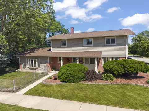 14849 Park Ave, Oak Forest, IL 60452