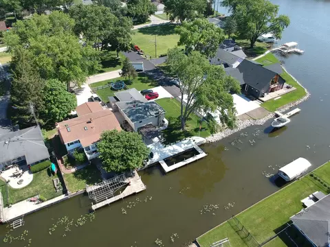 View/Area - 2901 Gregg Dr, Mchenry, IL 60050 photo 1 of 6