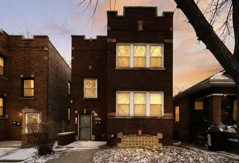 8005 S Blackstone Ave, Chicago, IL 60619