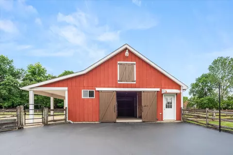 Other - 6 N056 Surrey Rd, Wayne, IL 60184 photo 9 of 10