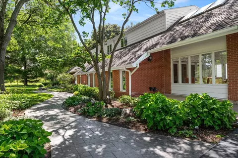 Exterior - 6 N056 Surrey Rd, Wayne, IL 60184 photo 3 of 6